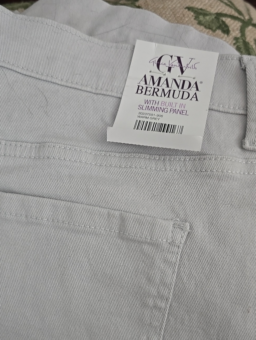 Gloria Vanderbilt Bermuda Shorts - Light Gray